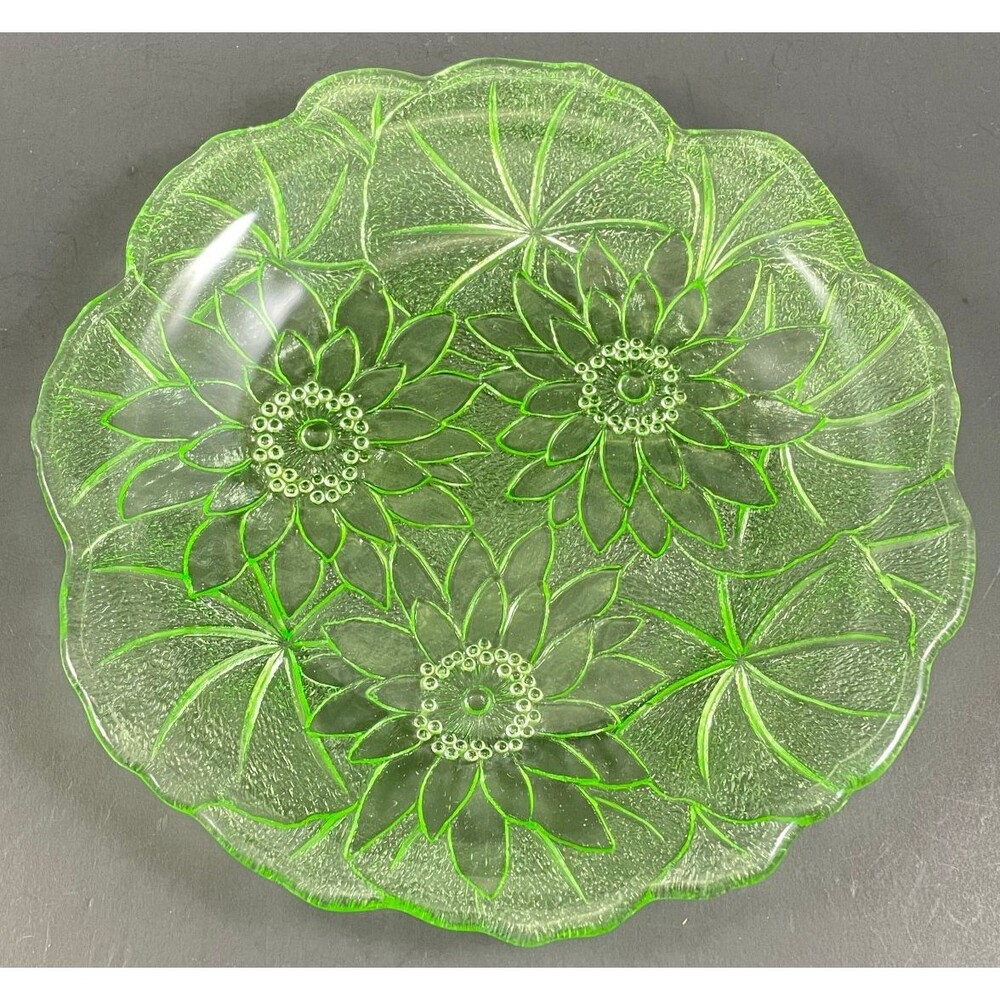 Indiana Glass Lily Pons Coupe Salad Plate Vaseline Uranium Water Lily 8” Glows